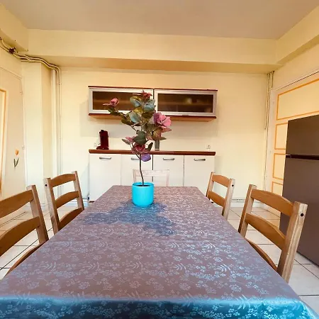 Maharaja - Grande Maison & Terrasse イシニー・シュル・メール